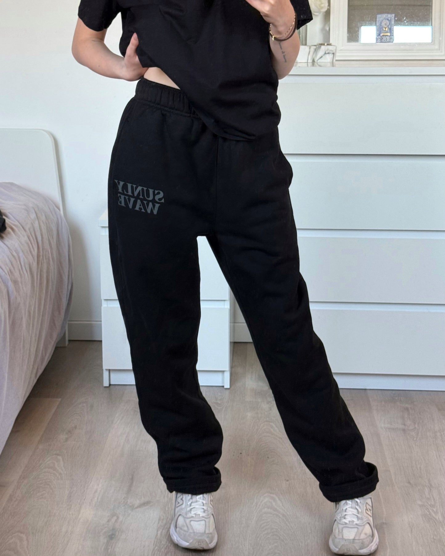 GREY STAR SWEATPANTS BLACK
