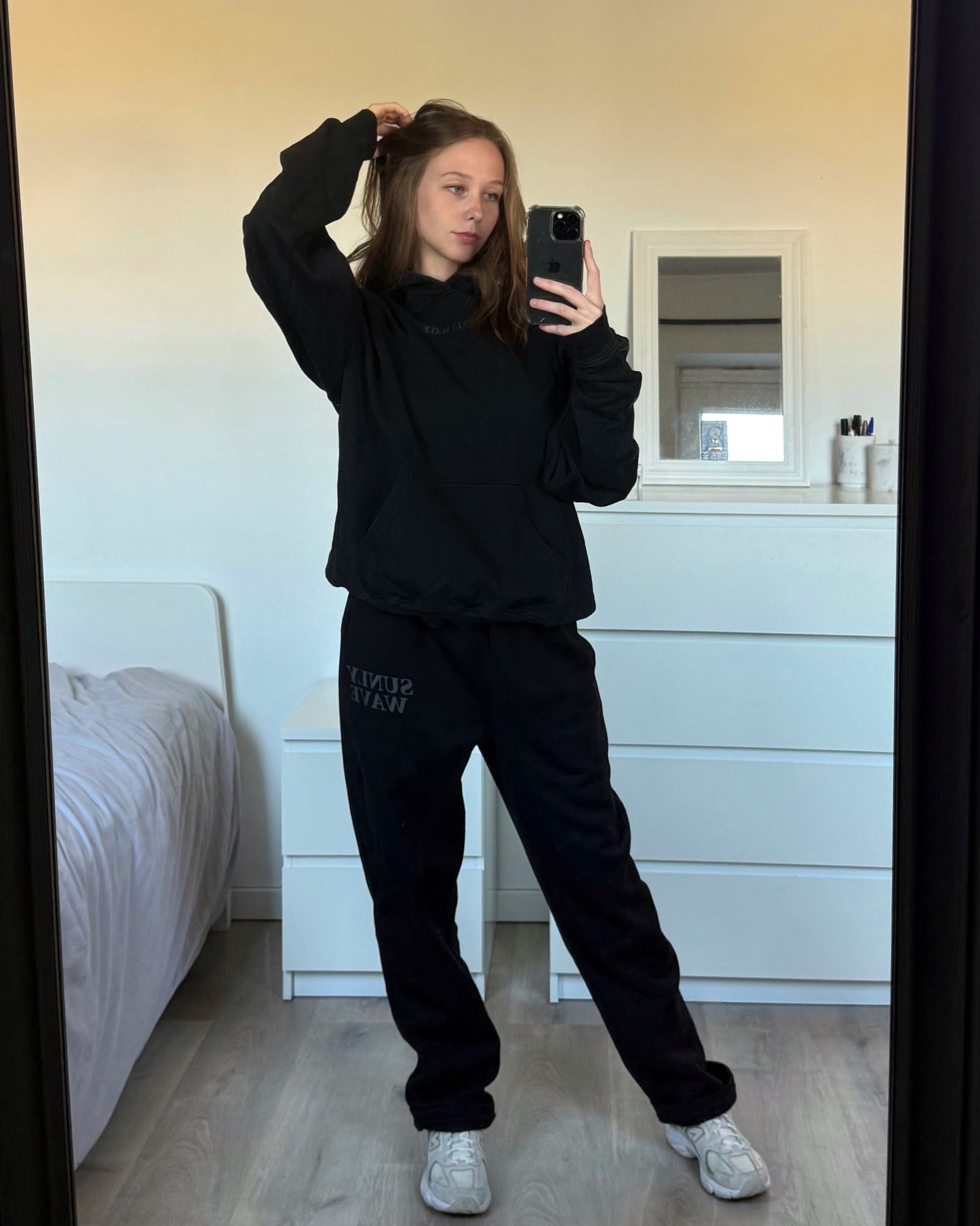 STAR HOODIE BLACK